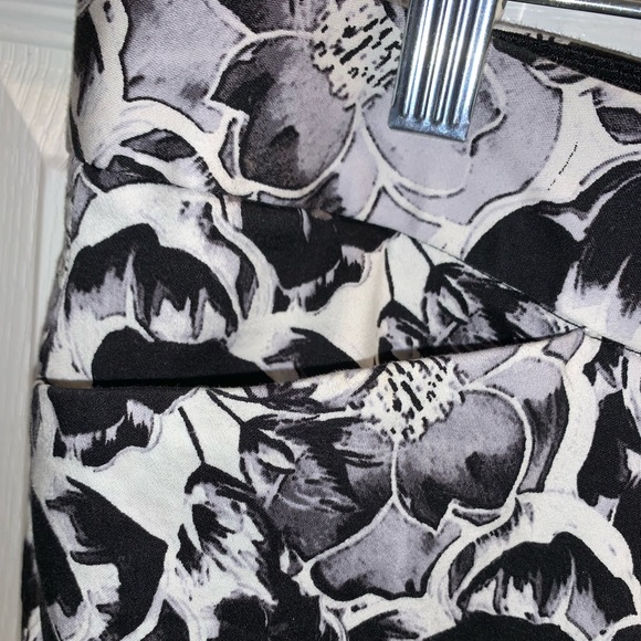 ALFANI floral cropped slimming pants women’s  size 10 - Picture 6 of 10